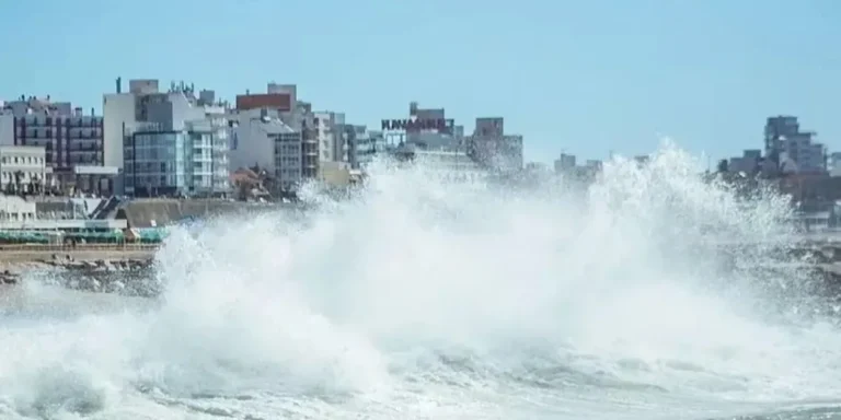 Qué es un meteotsunami, el fenómeno natural que creen que afectó la Costa Atlántica
