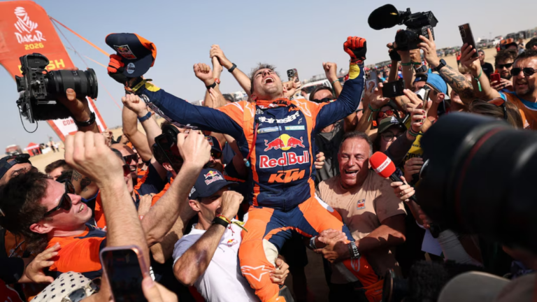 El argentino Luciano Benavides aprovechó un error clave y ganó el Dakar 2026 en motos