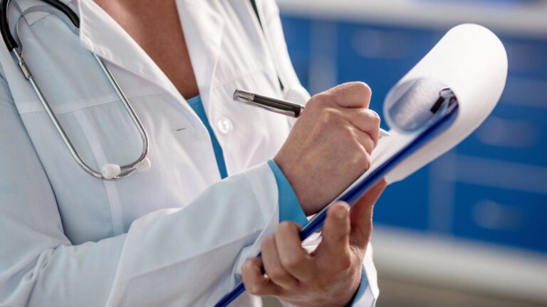 El Gobierno dio de baja otras 20 prepagas y ya suman más de 125 durante la gestión libertaria