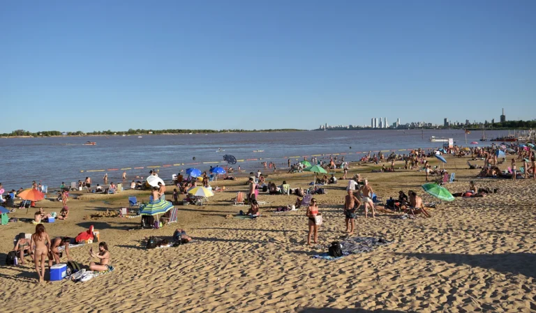 Un sábado con sol y agradable, un domingo parecido y después un vaivén
