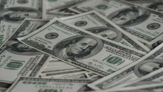 A cuánto cerró el dólar blue hoy, lunes 23 de febrero